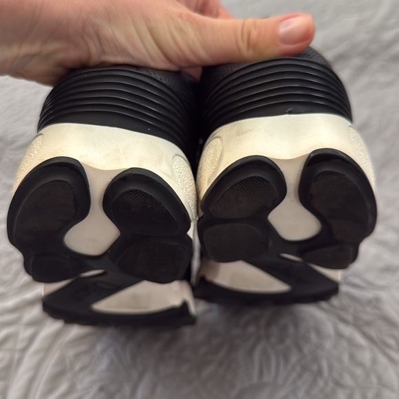 Dior authentic size 38/5 run small, leather - Picture 7 of 7